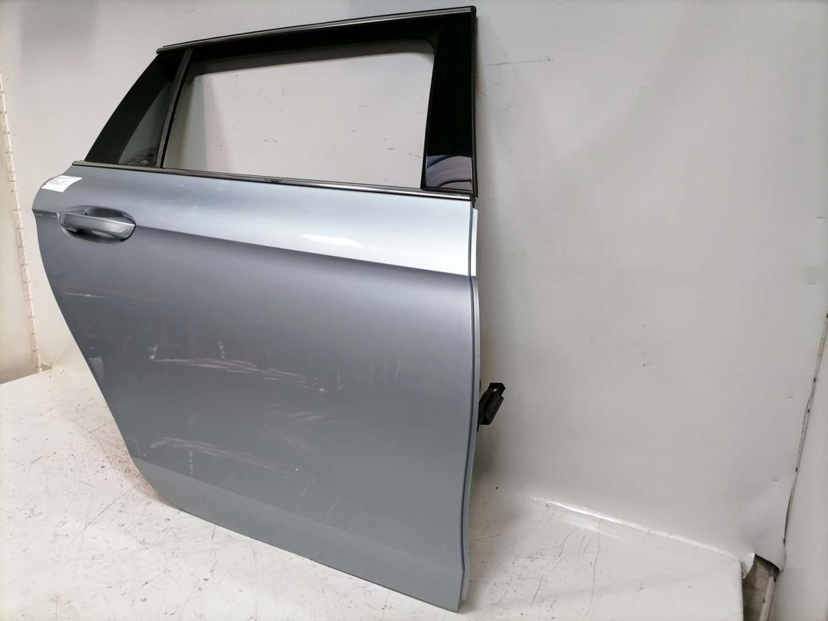 VW Passat B9 original Tür hinten rechts LM7P Oyster Silver Kombi Variant Rohbau Bj.2024